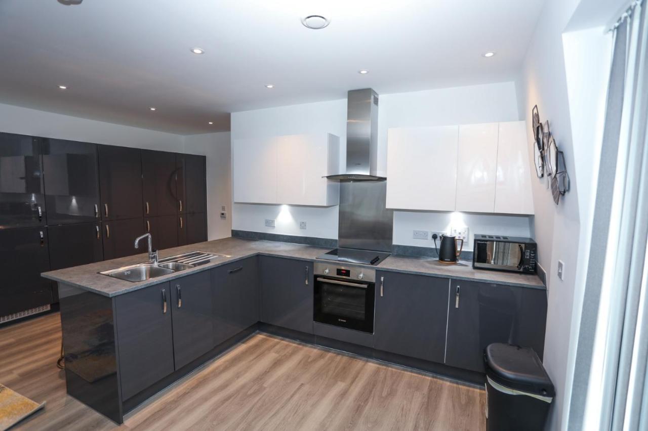 Lovely 2 Bed Apartment With Parking Londres Exterior foto