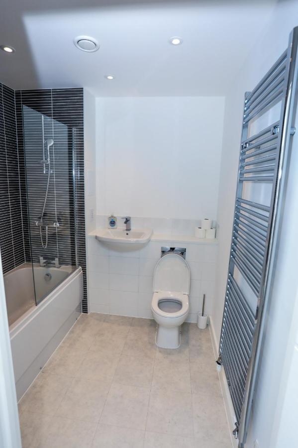 Lovely 2 Bed Apartment With Parking Londres Exterior foto