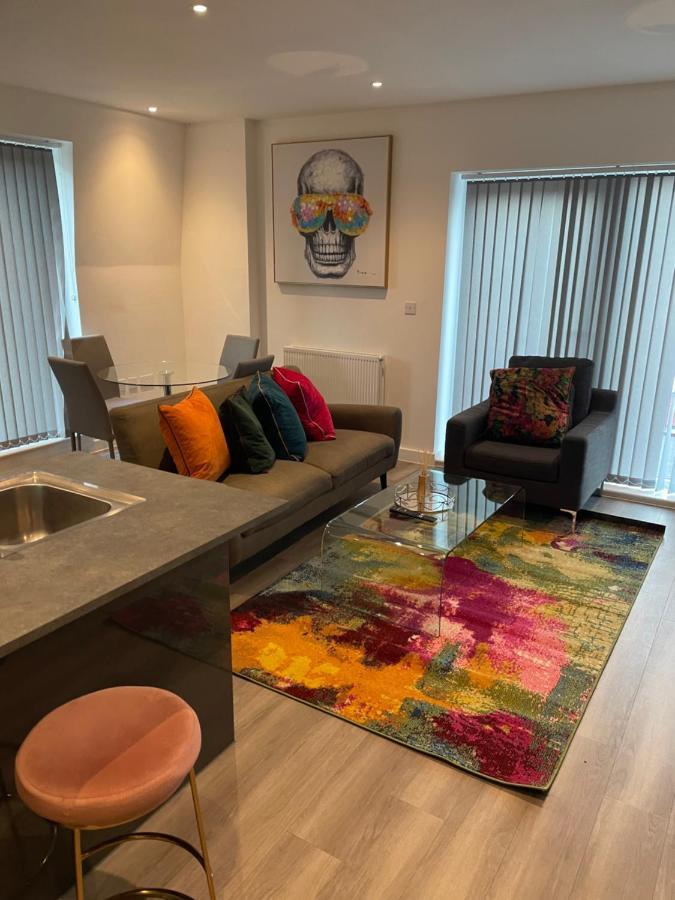 Lovely 2 Bed Apartment With Parking Londres Exterior foto